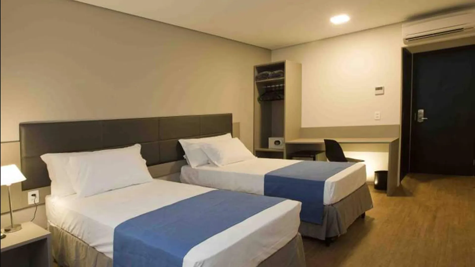 Fity Hotel Recife 3*,